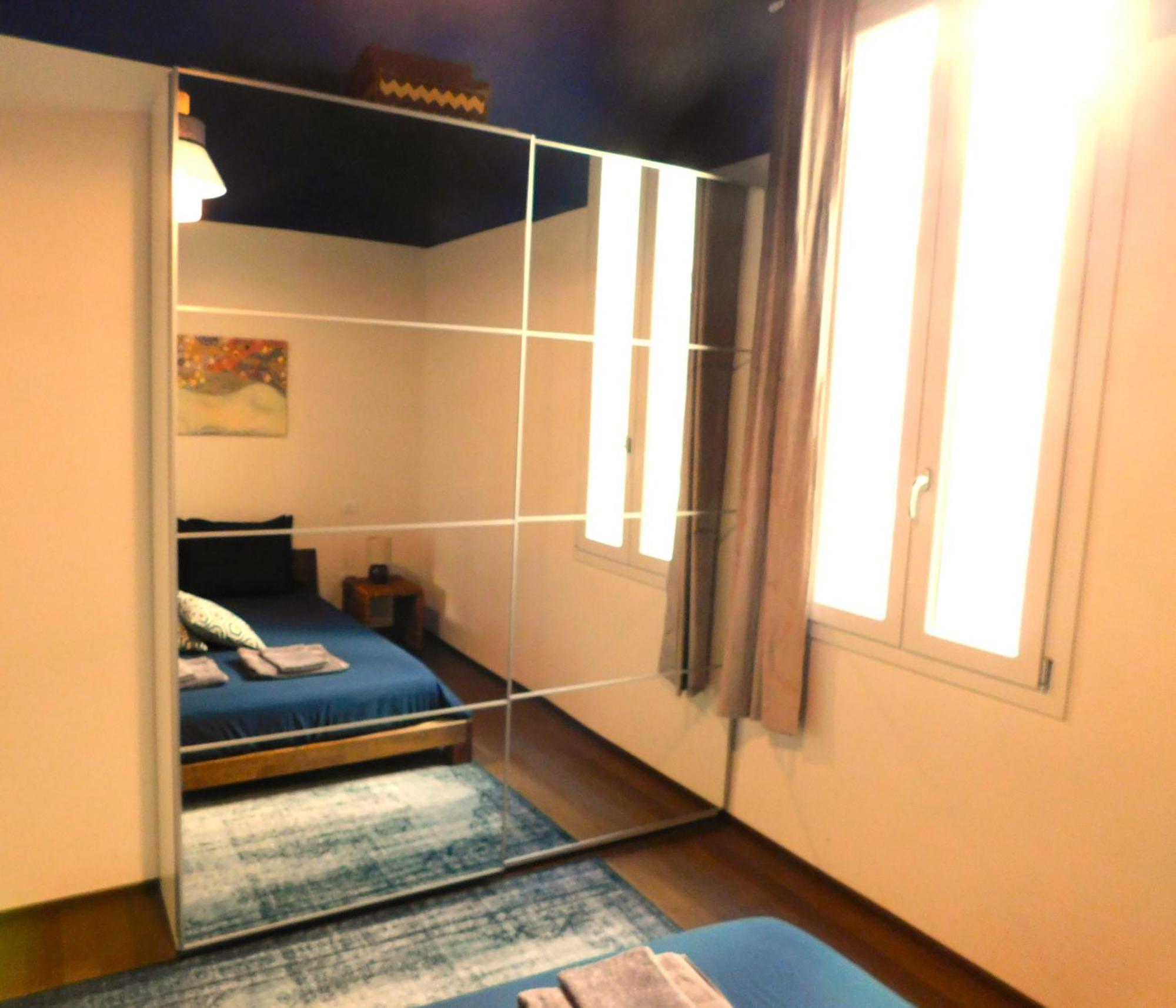 Bologna City Center Aldrovandi Flat Exteriör bild